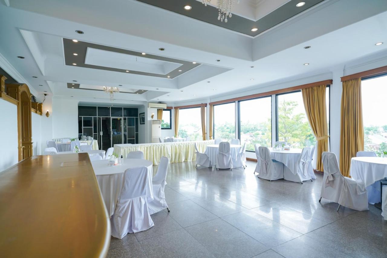 Urbanview By Millenium Hotel Pangkal Pinang Esterno foto